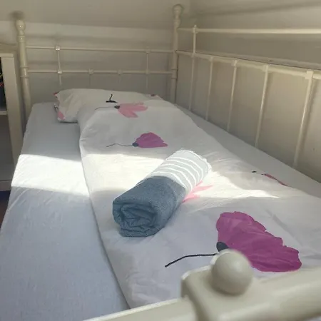 Вилла 5 Bedroom Very Close To Balaton Балатонкенезе