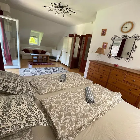 Вилла 5 Bedroom Very Close To Balaton *